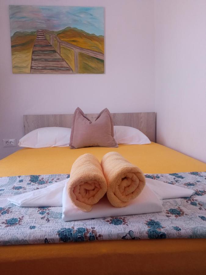 Guest House Inara 네움 외부 사진