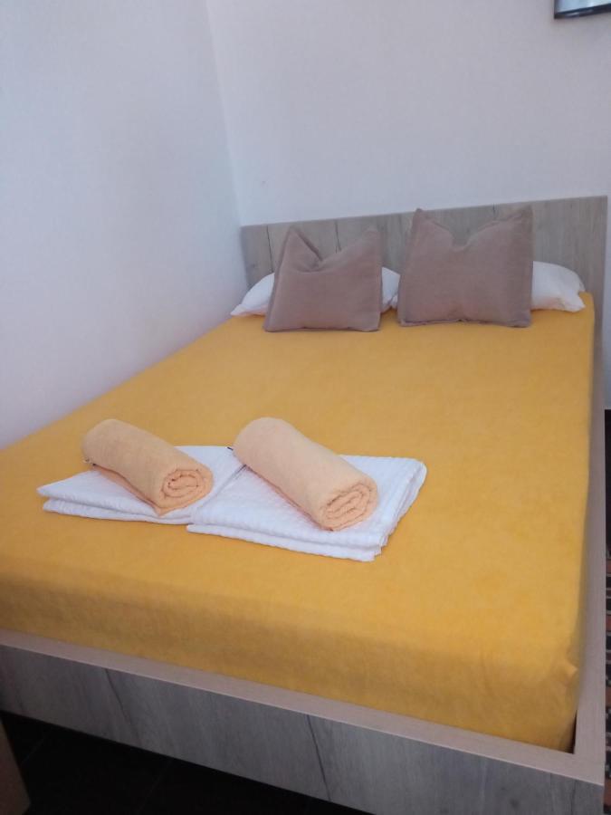 Guest House Inara 네움 외부 사진
