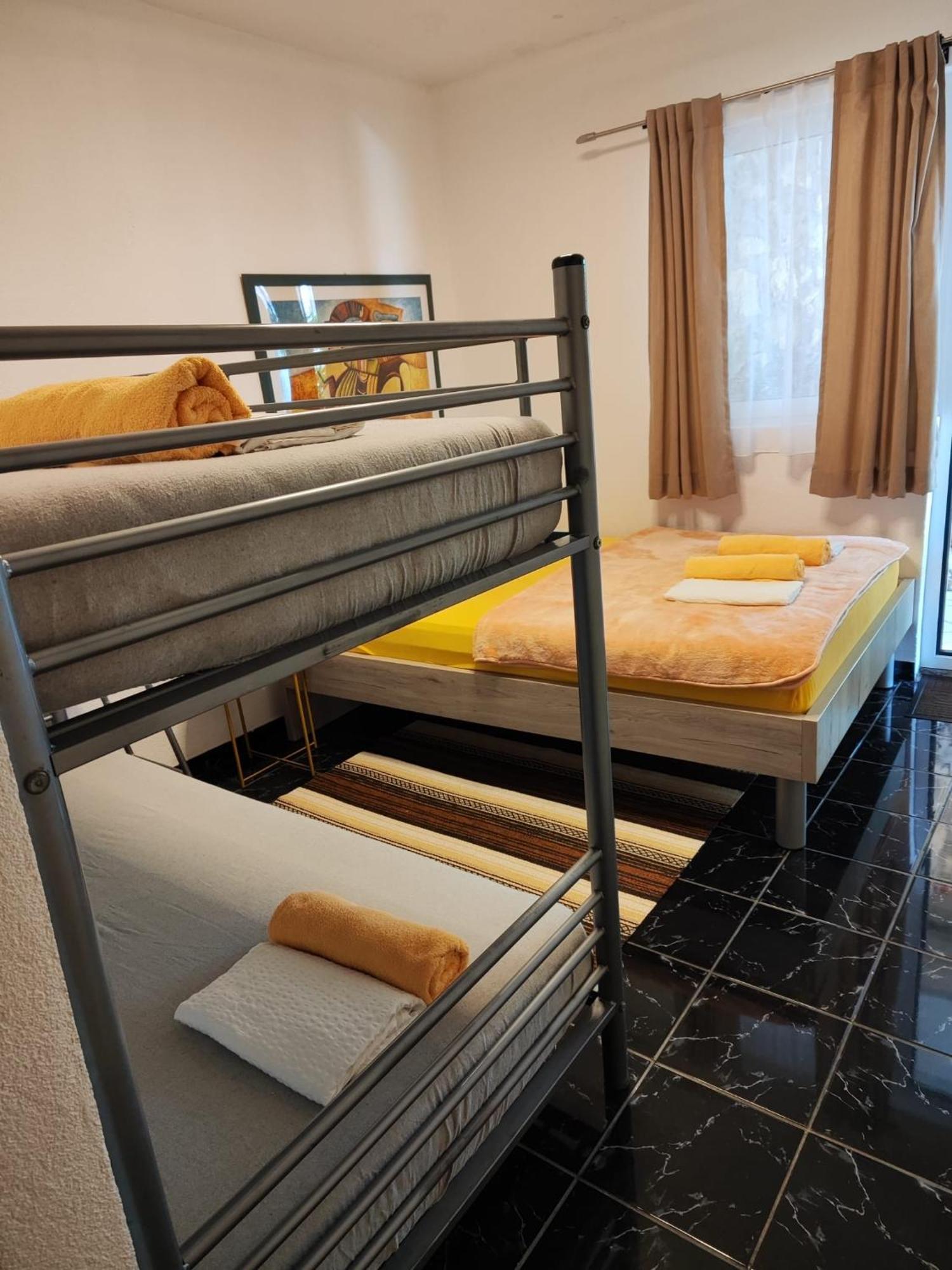 Guest House Inara 네움 외부 사진